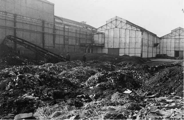 Bombed Quai de Javel factory in 1943