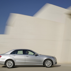 Mercedes-Benz E 250 CDI BlueEfficiency Elegance