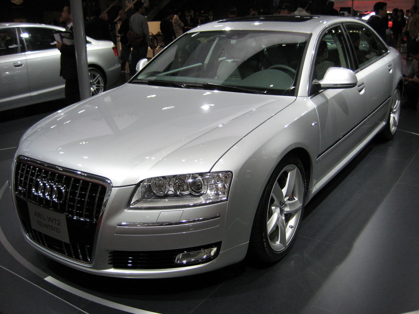 Audi A8 L 4.2 FSI quattro