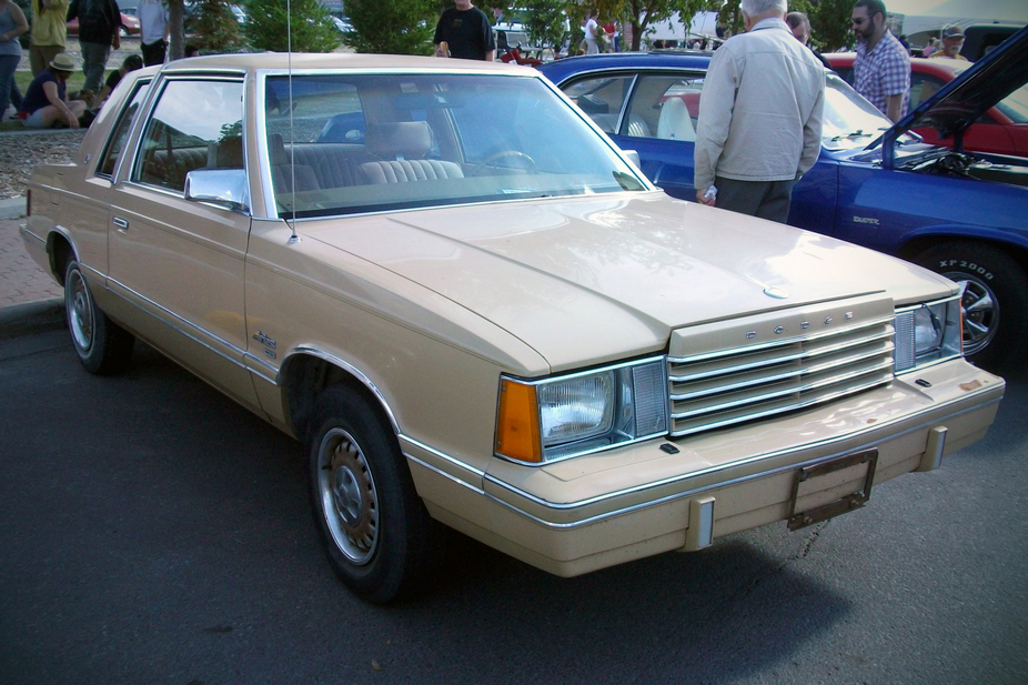 Dodge Aries LE 2.6