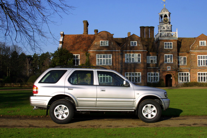 Opel Frontera Avenue