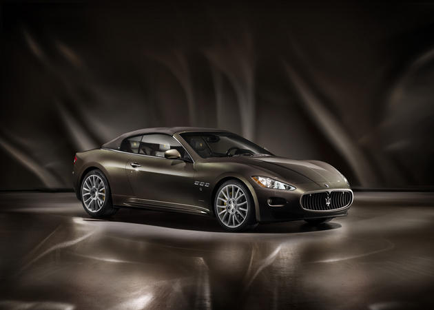 Fine Corinthian Leather: Maserati Builds GranCabrio with Interior by Fendi