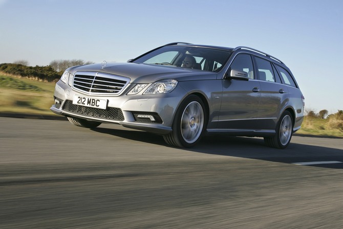 Mercedes-Benz E 250 CDI BlueEfficiency T-Modell Elegance