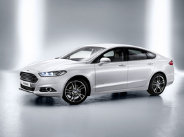 O Mondeo foi atrasado na Europa porque a Ford encerrou a fábrica belga onde o modelo seria produzido