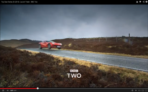 Só o Top Gear é que conseguiria por uma Ferrari a saltar