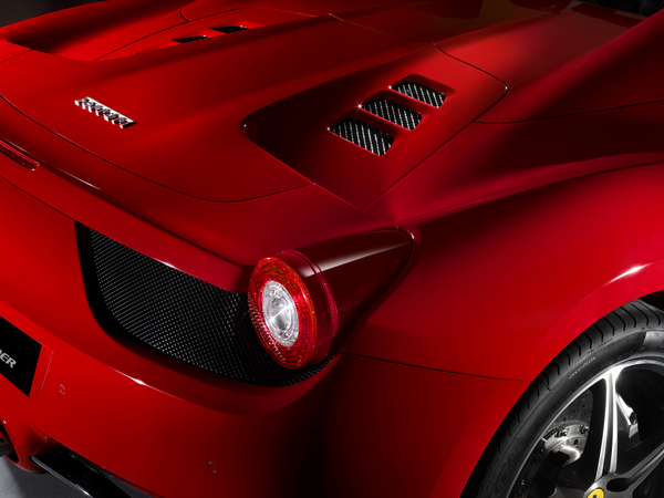 Ferrari add the 458 Spider to its lineup