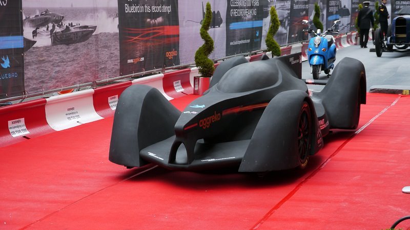 O carro final terá as rodas descobertas