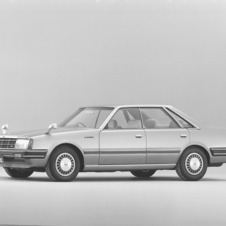 Nissan Laurel Hardtop 2800 Medalist