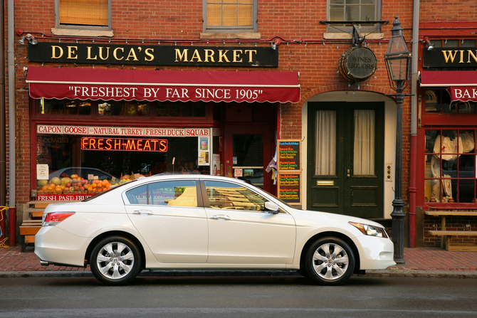 Honda Accord EX-L 5-Spd MT (USA)