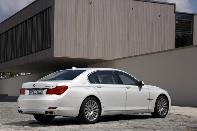 BMW 760Li