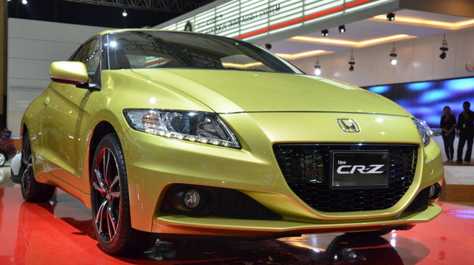 O Honda CR-Z exibe novas cores