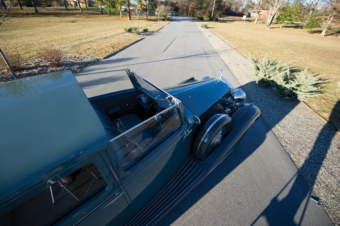 Rolls-Royce Phantom III Sedanca de Ville by Hooper & Co.