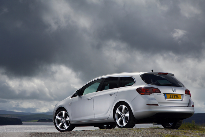 Vauxhall Astra Sports Tourer 1.6 ES (Auto)