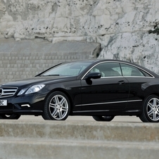 Mercedes-Benz E350 Coupe CGI BlueEFF. Sport