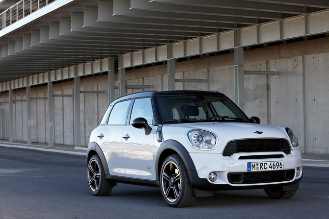 MINI (BMW) One Countryman AT