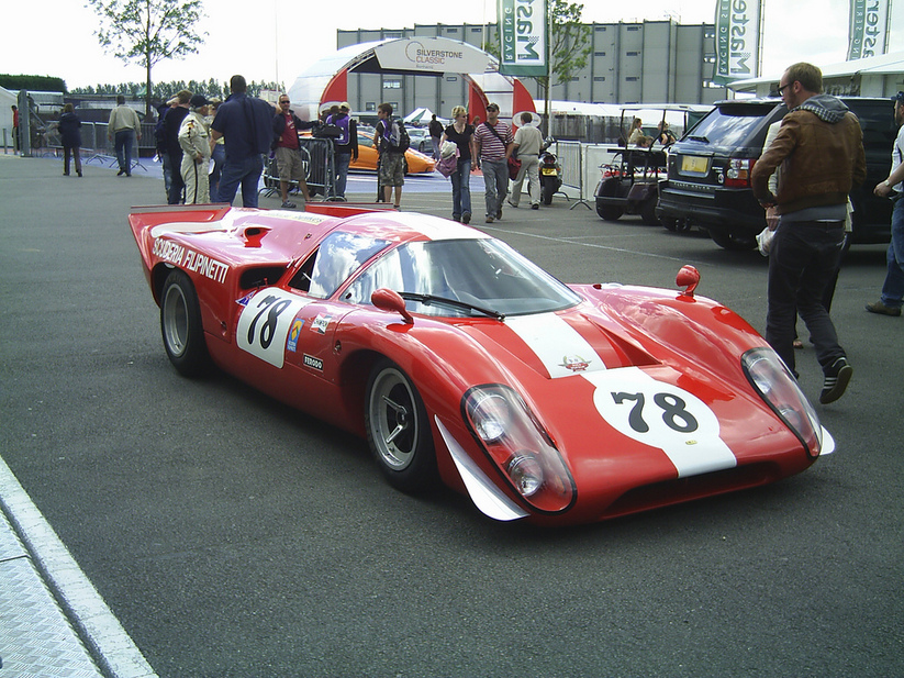 Lola T70 Mk3B Spyder Chevrolet