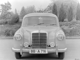 Mercedes-Benz 220 SE