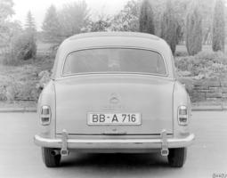 Mercedes-Benz 220 SE