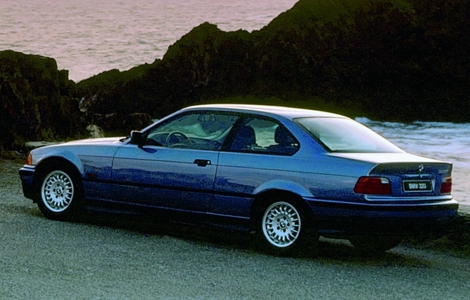 BMW 320i