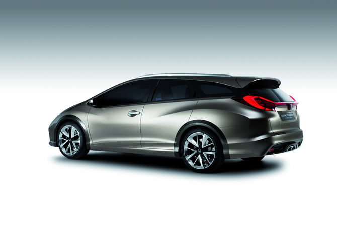 Honda Civic Tourer Concept