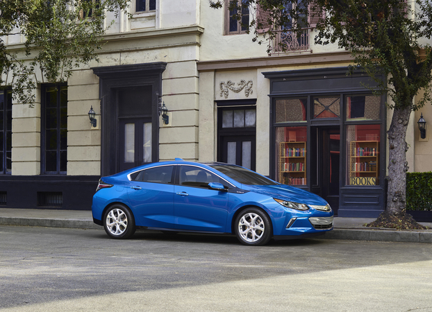  According to Chevrolet, the new Volt can reach 100 km/h in about 8.4 seconds