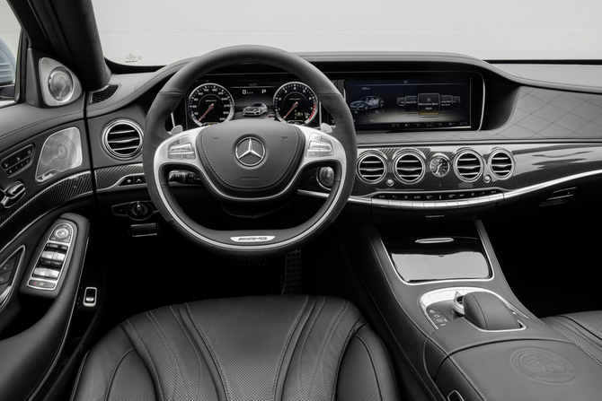 Der neue Mercedes-Benz S 63 AMG: Driving Performance im Luxussegment