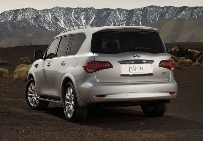 Infiniti QX56 4WD