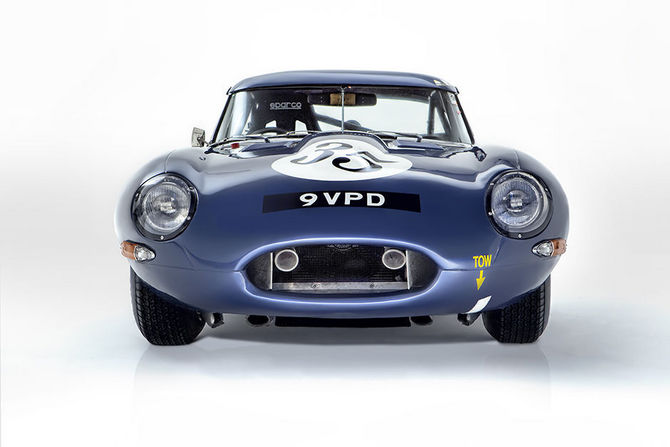 Jaguar E-Type, blue wonder...