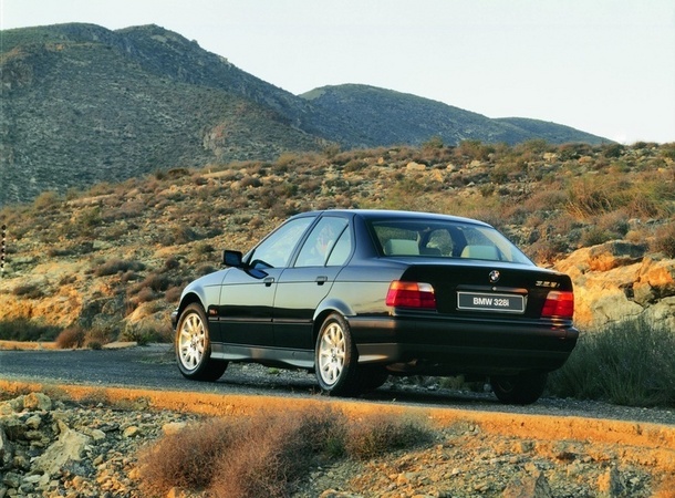 BMW 328i