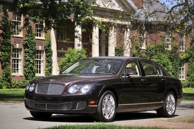 Bentley Continental Flying Spur Sedan