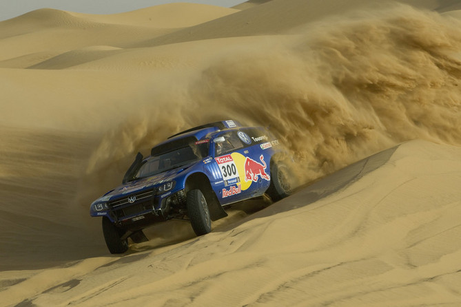 Carlos Sainz Working Closely with Volkswagen to Develop WRC Car