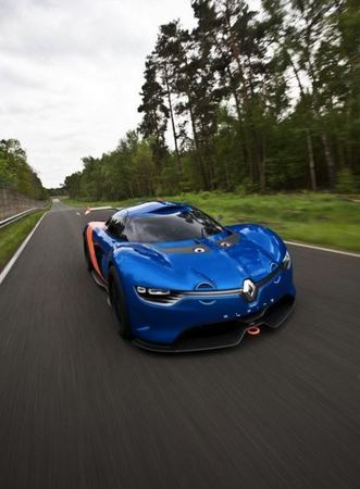 Plant Renault den Wagen für den Rennsport einzusetzen?