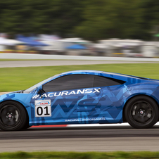 Esta foi a primeira vez que o NSX foi apresentado publicamente em pista