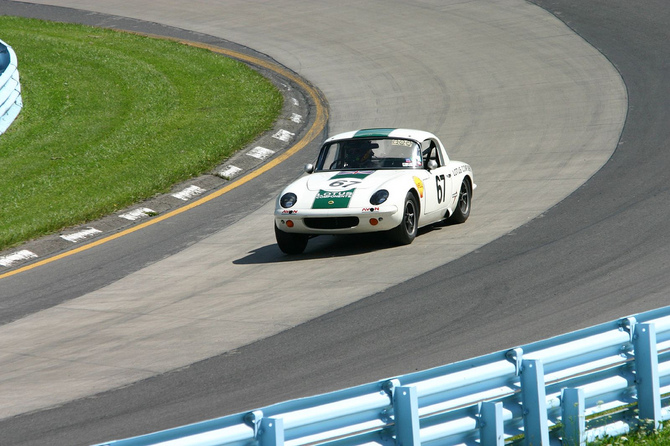 Lotus Elan 26R Fastback