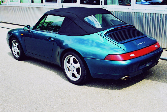 Porsche 911 Carrera 4 Cabriolet