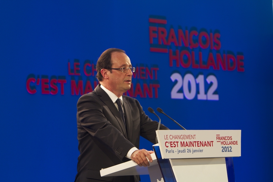 François Hollande considera inaceitável o anúncio feito pela PSA do encerramento da fábrica de Aulnay-sur-Bois