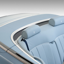 Rolls-Royce Shows Art Deco Inspired Cars in Paris