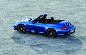 Porsche 911 Carrera 4 GTS Cabriolet