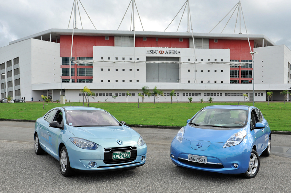 Nissan Leaf, Renault Kangoo ZE e Fluence ZE vão ajudar a transportar os mais de 50 mil delegados durante a cimeira