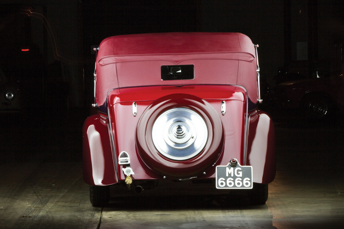 Bentley 3½-Litre Drophead Coupe by Park Ward