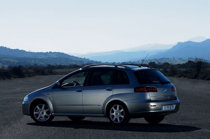 Fiat Croma 2.2 MPI 16v Automatic