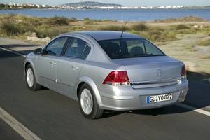 Opel Astra Sedan 1.6 Automatic