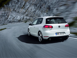 Volkswagen Golf GTI DSG