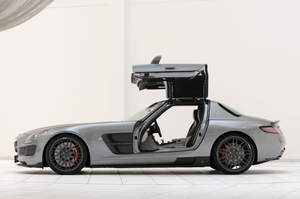 Brabus Mercedes-Benz SLS 700 Biturbo