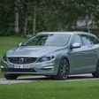 V60 D4 Momentum s/s Geartronic