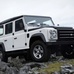 Land Rover 110 Defender Station Wagon S vs Volkswagen Caravelle 2.5 TDi Confortline vs Citroën C5 3.0HDI V6 FAP Exclusive Aut.