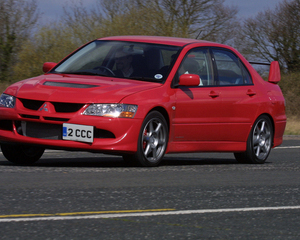 Lancer Evolution VIII FQ300