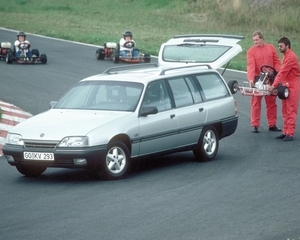 Omega 2.3 Diesel Station Wagon