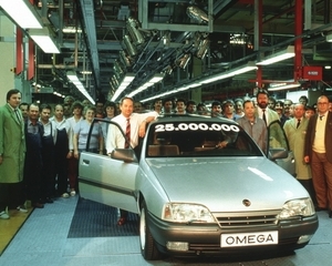 Omega 2.3 TurboDiesel CD