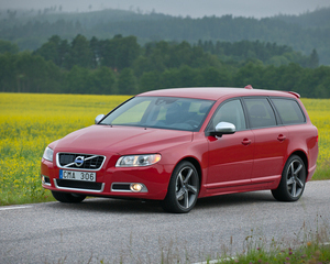 V70 T4 R-Design Powershift Geartronic